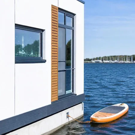 Floatinghouse Meerkraft Ribnitz-Damgarten
