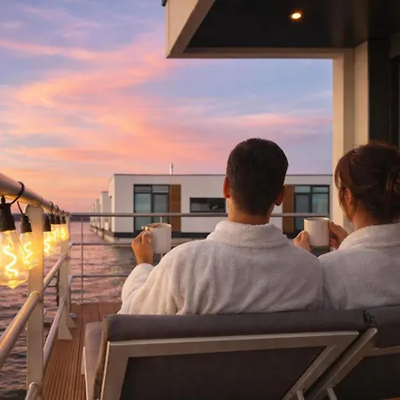 Floatinghouse Meerkraft Casa vacanze